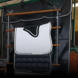 Stævnegardiner og tasker